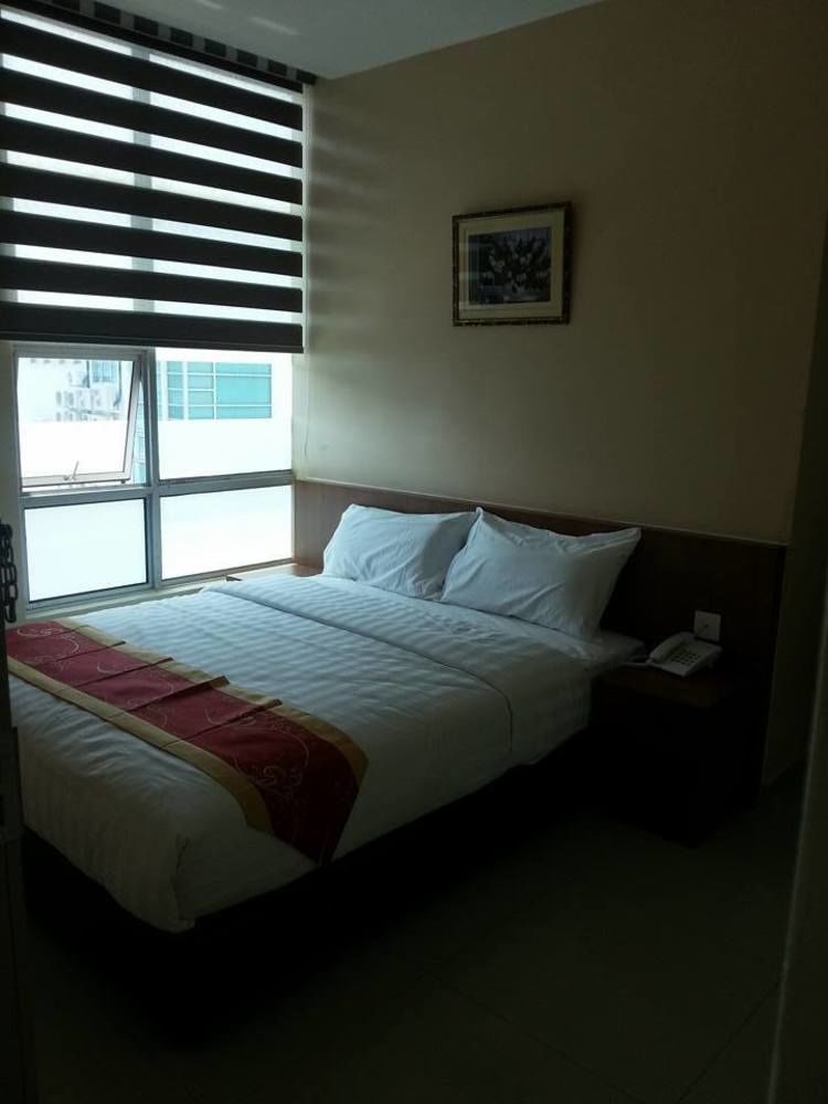 Hotel Zamburger Lamb Special Malacca Bagian luar foto
